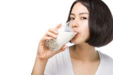 5 Cara mengonsumsi susu ini ternyata salah, bisa bahaya buat tubuh