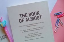 Kisah percintaan yang sebatas 'hampir' dalam 'The Book of Almost'