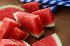 Pengaruh dan efek mengonsumsi buah semangka bagi atlet