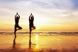 Gerakan simpel yoga ini bisa kamu lakukan sendiri, mari hidup sehat