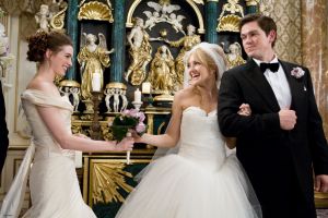 7 Sikap yang harus kamu lakukan saat dapat undangan nikah sang mantan