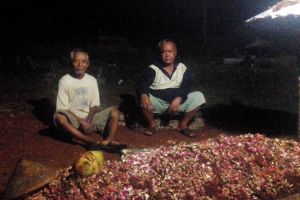 Kisah Supoyo dan Marto, warga Yogya yang tunggui jenazah baru dikubur