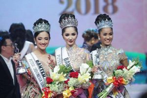 10 Pesona cantik nan anggun Sonia Fergina, Puteri Indonesia 2018