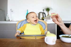 Resep makanan bayi 1 tahun untuk menambah berat badan Si Kecil