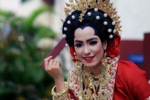 Tradisi uang panai di Sulawesi, perjuangan bagi pria yang mau menikah