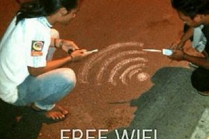 9 Meme free wifi ini kocak sekaligus nyindir banget