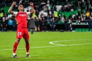 3 Raksasa Eropa berebut tanda tangan Defender Sevilla
