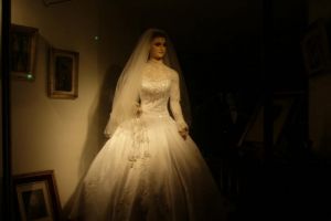 La Pascualita, manekin bergaun pengantin yang penuh misteri