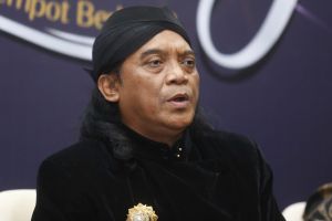8 Publik figur Indonesia ini meninggal saat bulan Ramadan