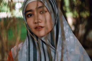 4 Potret Febby Rastanty saat kenakan hijab, anggun dan memesona