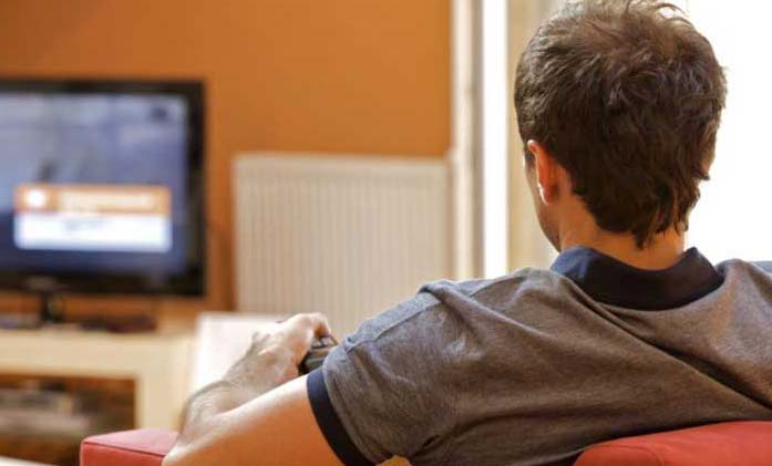 Inilah 7 Alasan Yang Membuatmu Harus Kurangin Nonton  Televisi 