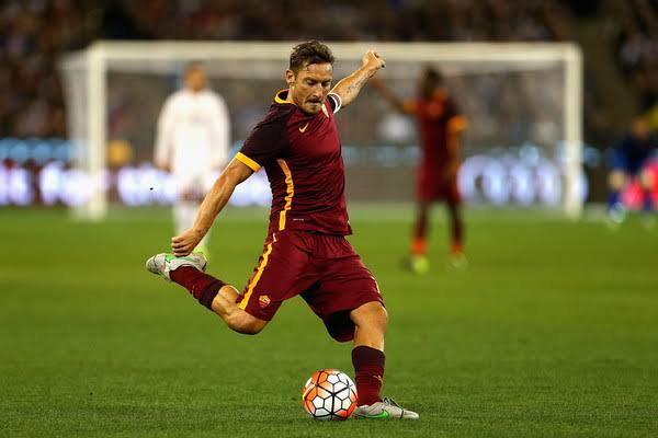 Francesco Totti, Il Capitano yang setia 