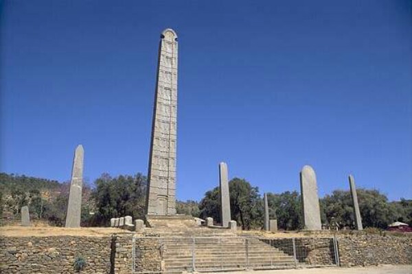 10 Obelisk di berbagai negara ini bikin takjub