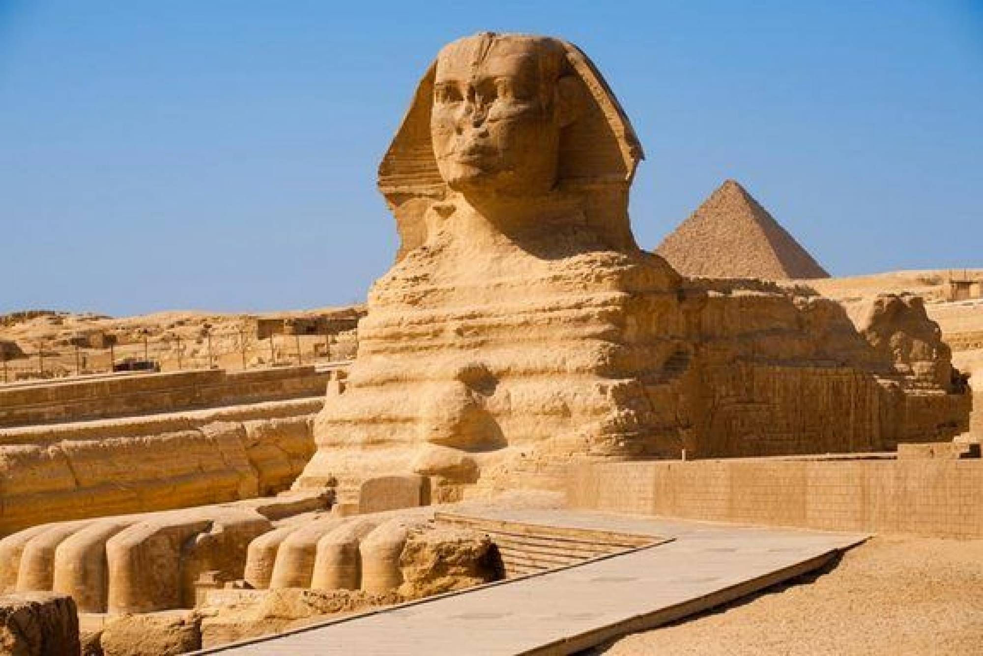 Misteri di balik kemegahan Piramida Giza yang megah