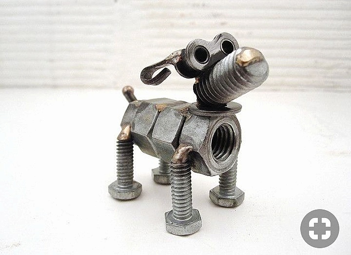 Dibuat dari komponen bekas, 13 kreasi berbentuk hewan ini bikin k