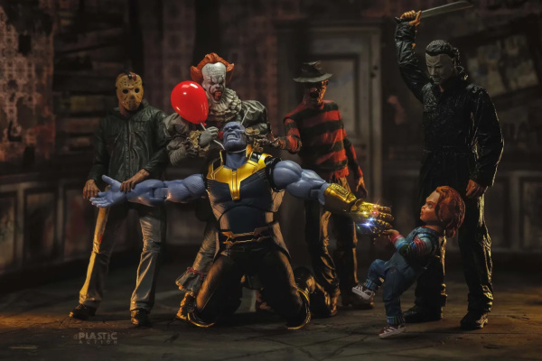 Fotografer ini pertemukan Thanos dengan 5 tokoh horror ikonik, epik