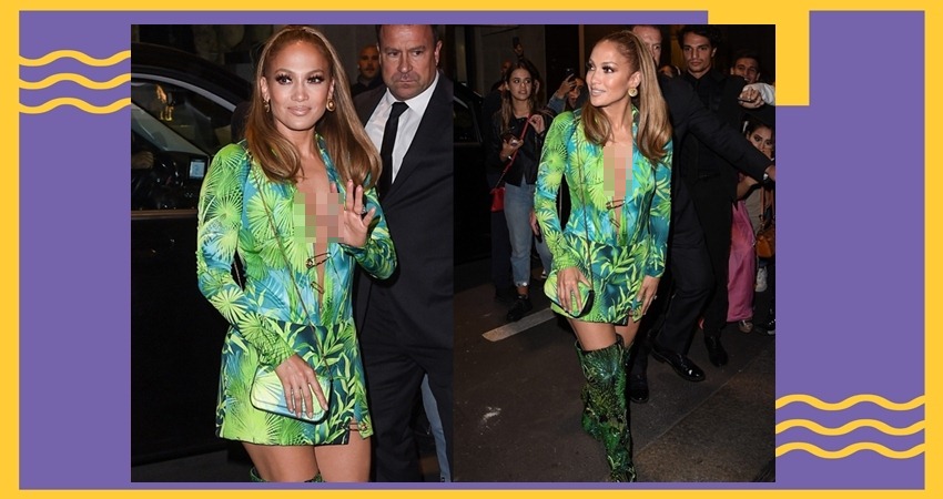 Jennifer Lopez guncang fashion show Versace dengan gaun seksi