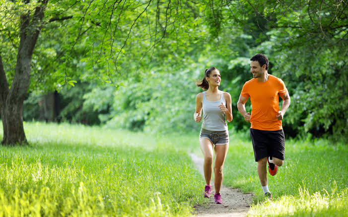 Sering kali disepelekan, ini 6 manfaat joging bagi kesehatan tubuh