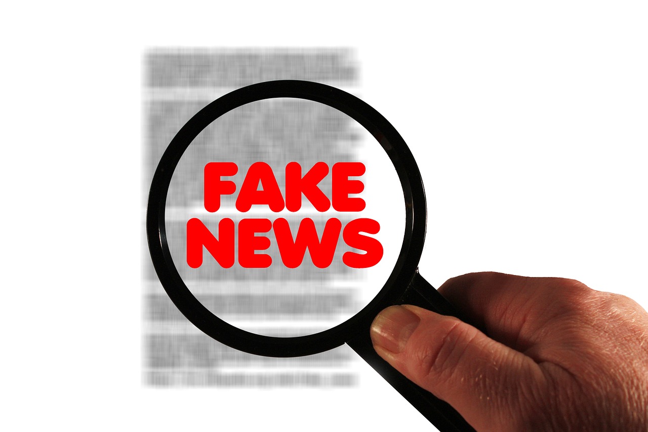 5 Tips menghindari paparan hoaks di media digital