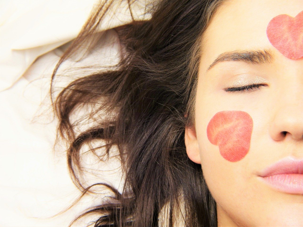 10 Tips merawat wajah secara alami agar sehat dan tidak kusam