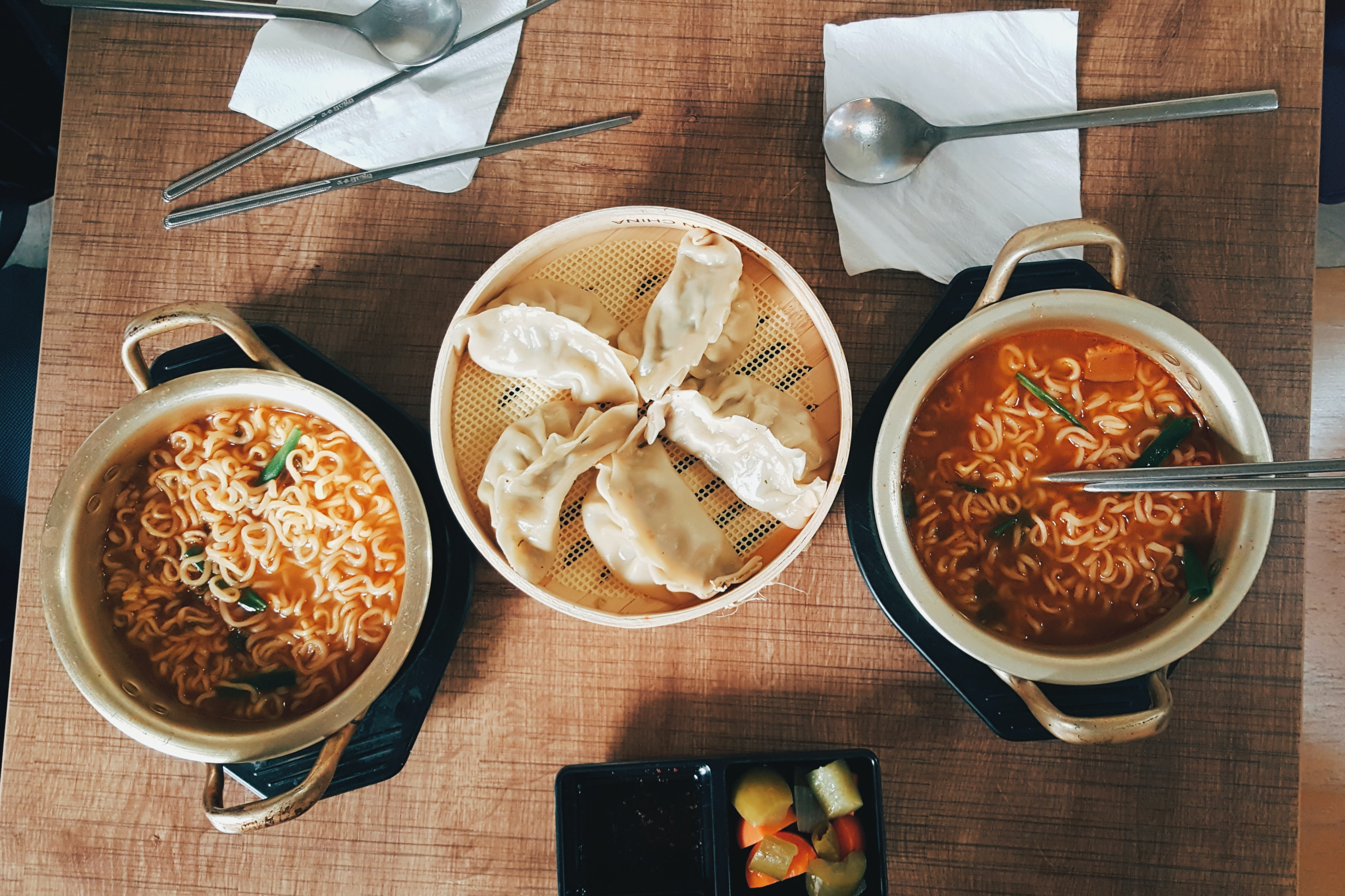 8 Makanan khas dalam drama Korea yang bikin perut keroncongan