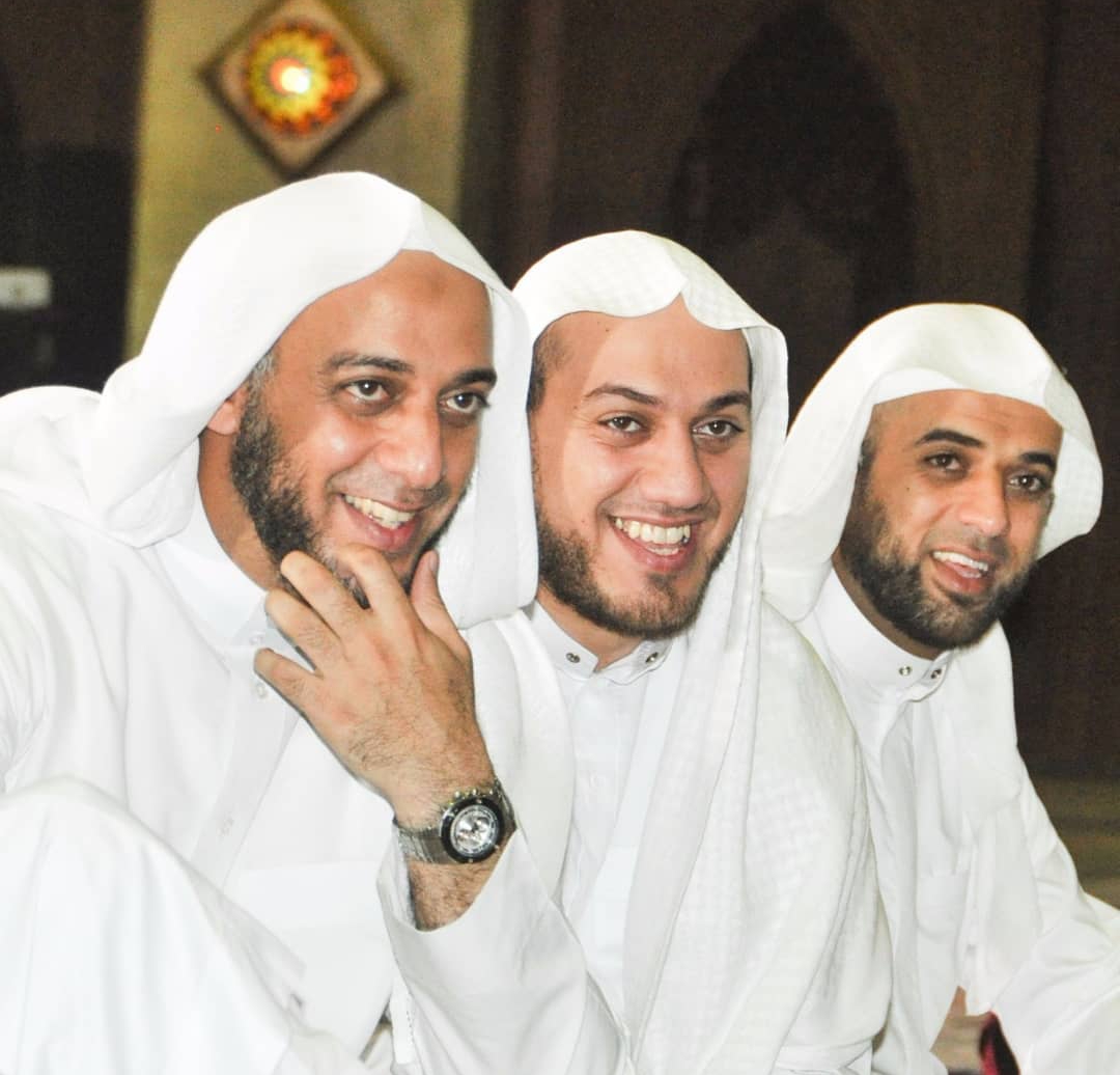 7 Momen Syekh Ali Jaber saat mengenakan gutrah, wajah teduh memesona