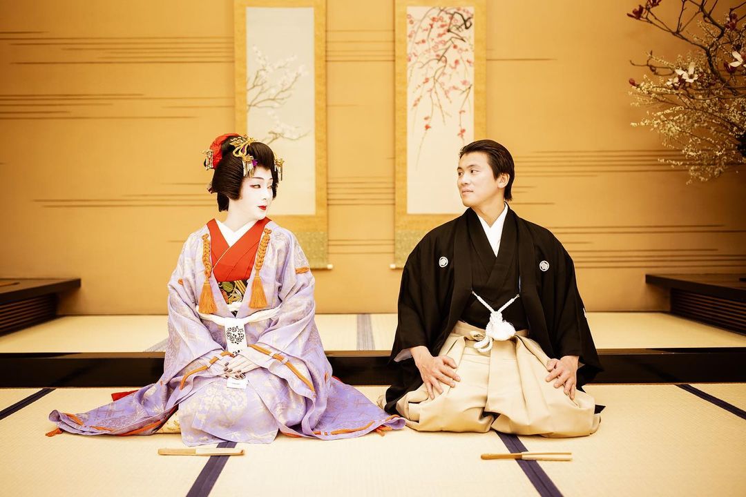 5 Momen manis perayaan anniversary Syahrini dan Reino di Jepang