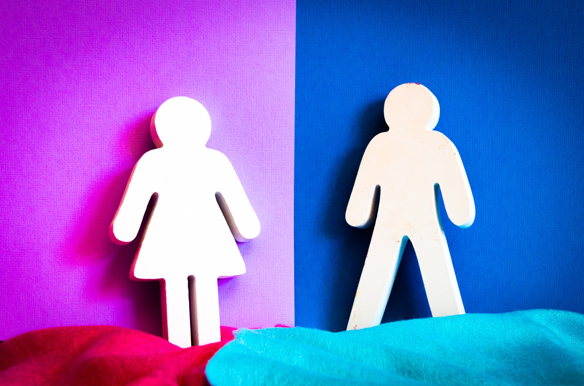 Pandangan mengenai gender: Laki-laki vs perempuan