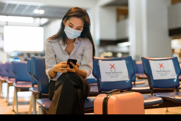 9 Tips aman bepergian dan berbelanja selama pandemi