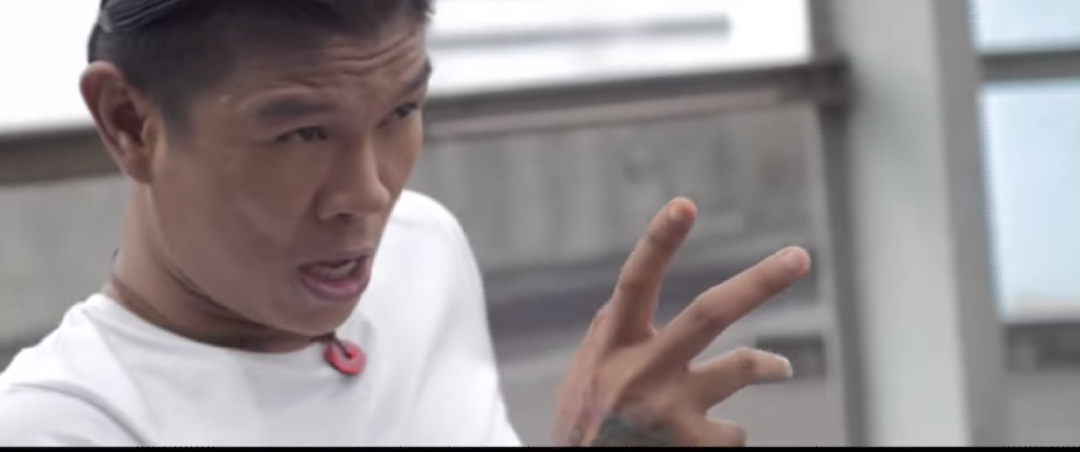 Ekspresi Andika eks Kangen Band di video klip ini ditertawakan netizen