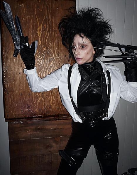 image : instagram @ladygaga