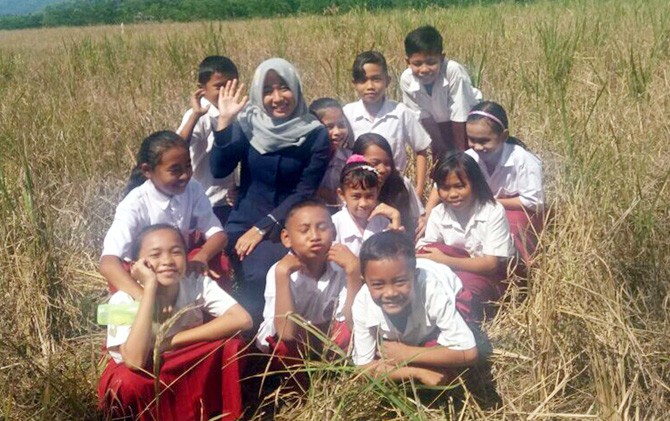 5 Kisah guru inspiratif yang berjuang di daerah pedalaman Indonesia