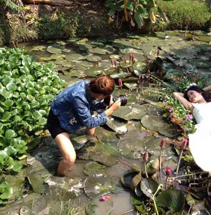 Begini pengorbanan 10 fotografer demi foto prewedding yang sempurna