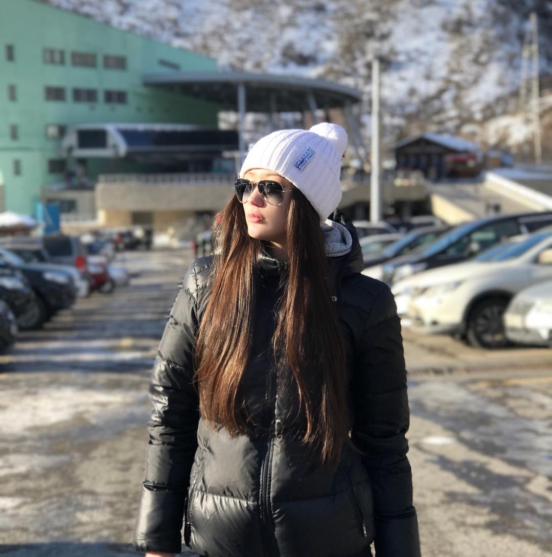 15 Potret terkini atlet voli cantik Sabina Altynbekova