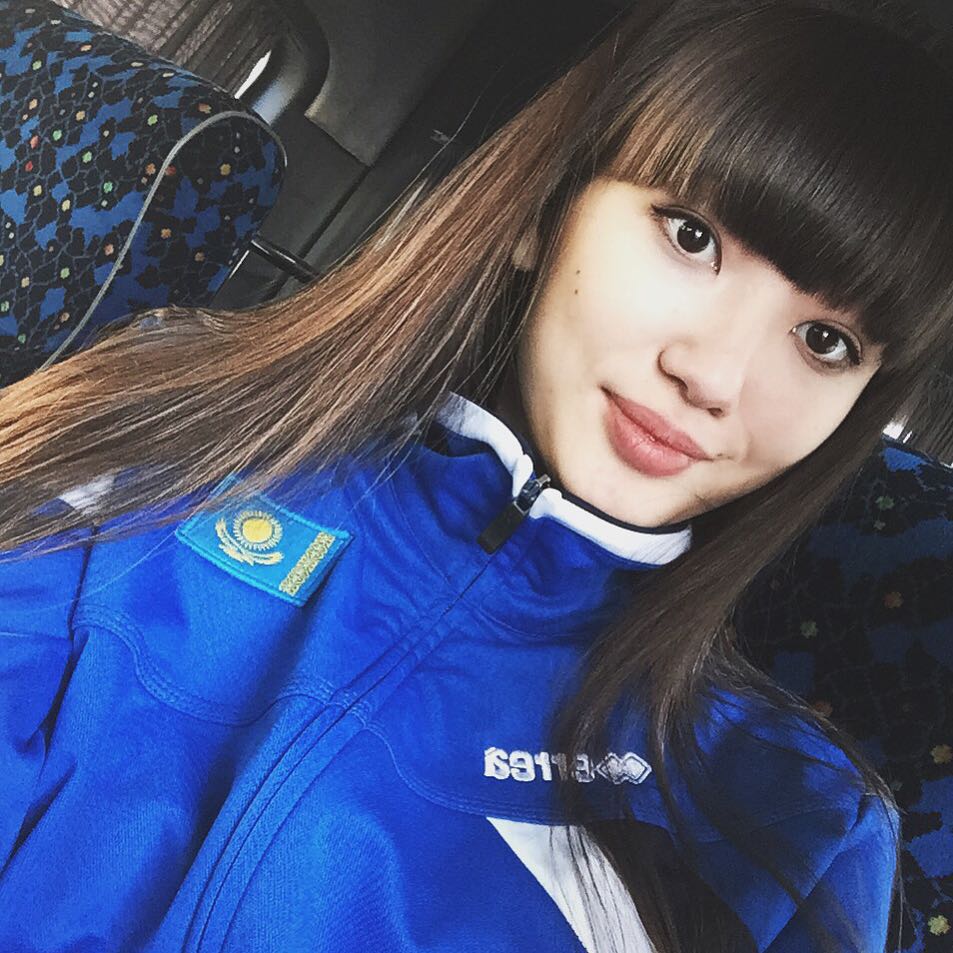 15 Potret terkini atlet voli cantik Sabina Altynbekova