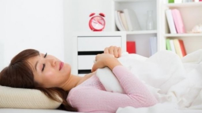 7 Perawatan wajah sebelum tidur ini bikin kulit wajah makin cerah