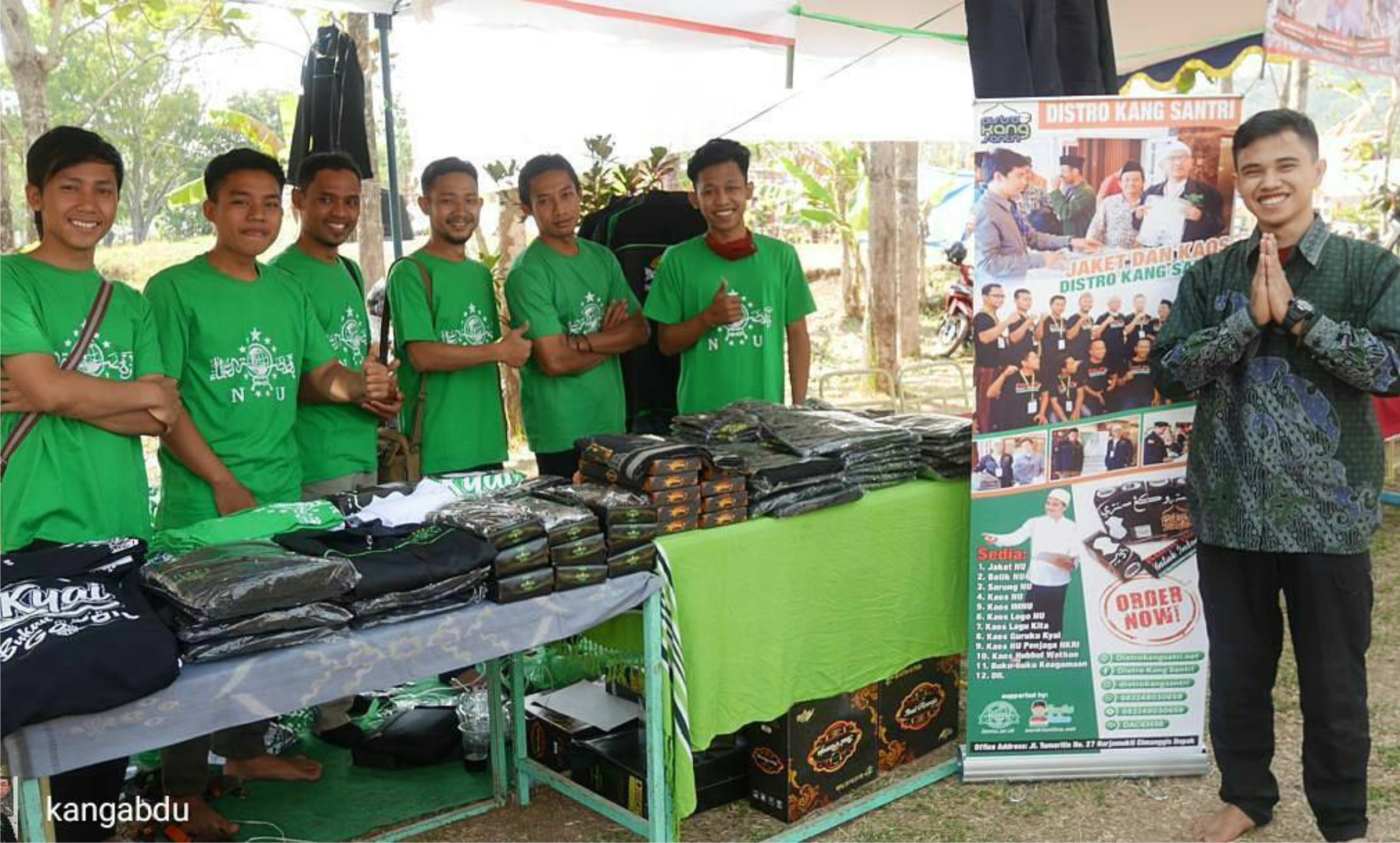Distro santri Foto : instagram/@kangabdu
