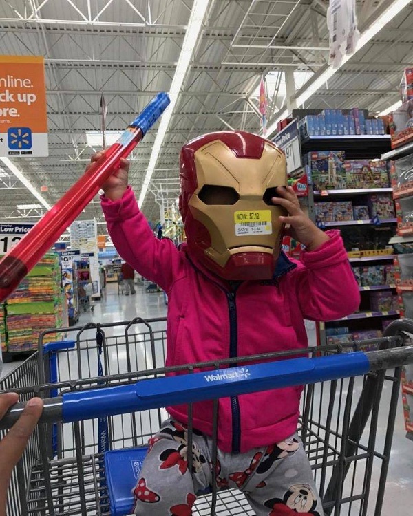 Ambil topeng iron man