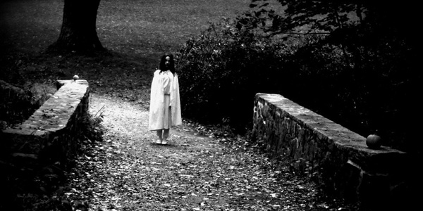 6 Penampakan hantu paling terkenal di dunia, ada sosok Abraham Lincoln