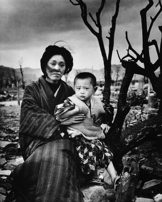 Kisah haru kakak-adik korban bom atom Hirosima dan Nagasaki
