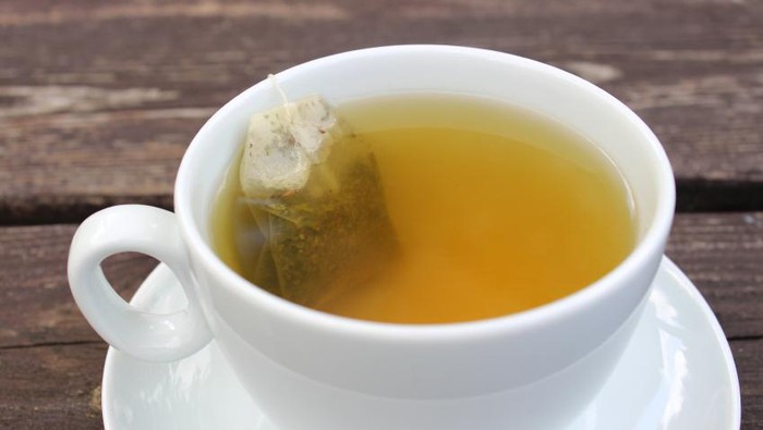 https://food.detik.com/info-kuliner/d-3211764/ini-cara-benar-menyeduh-teh-hijau-celup-dari-ahli-teh