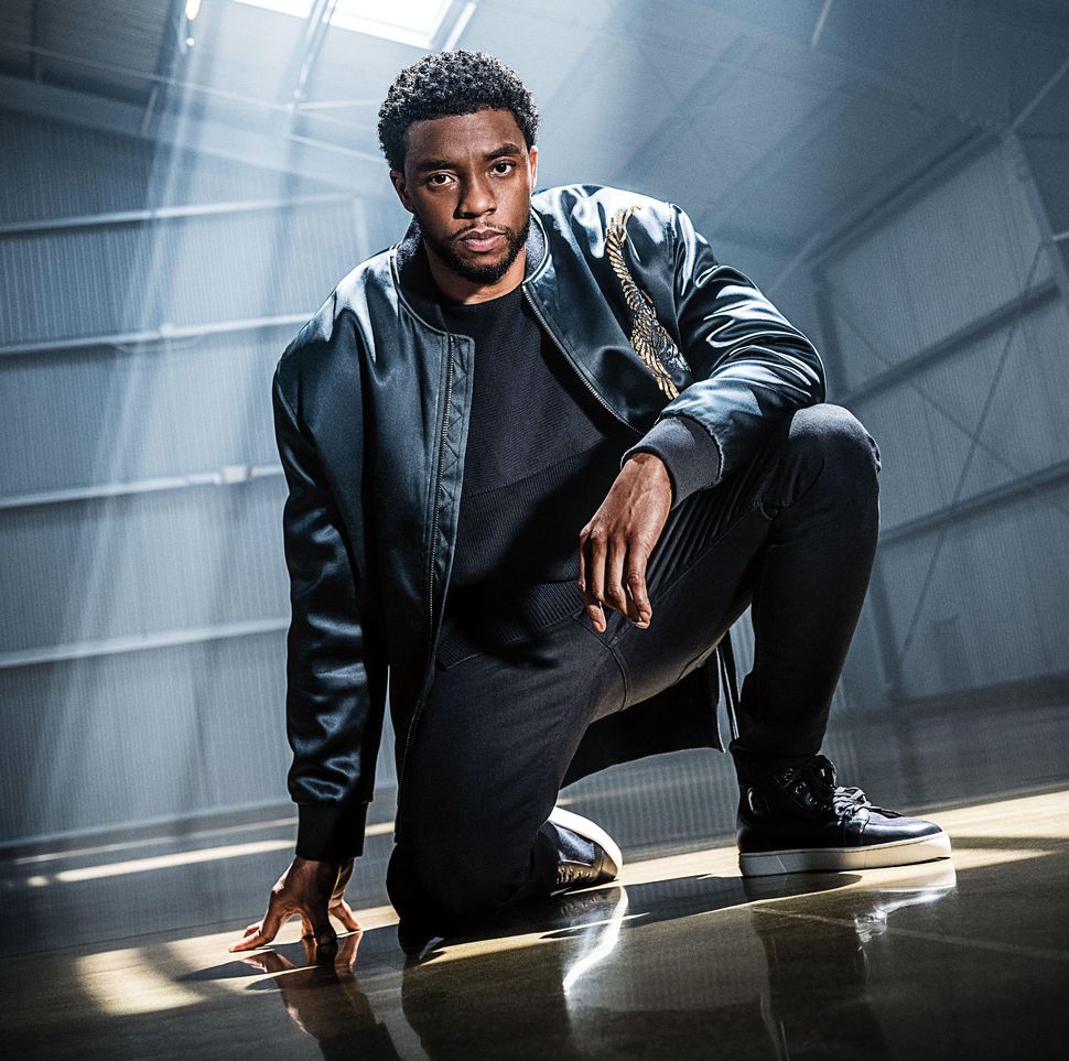 Mengenal lebih dekat King T'Challa dalam film Black Panther