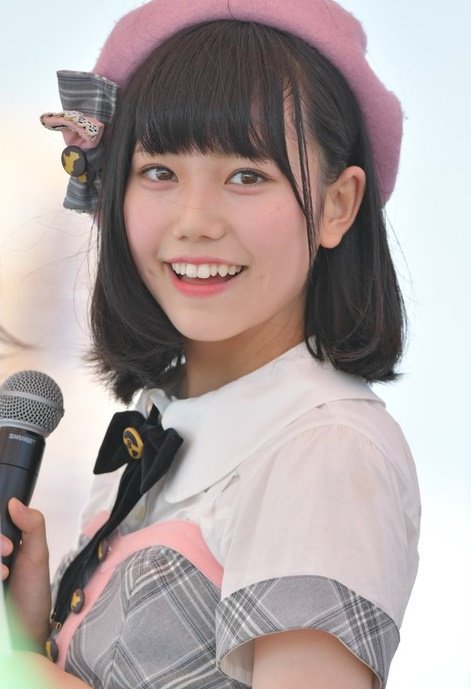 Yuk kenalan dengan idol imut Cho Kurena yang jago main gitar