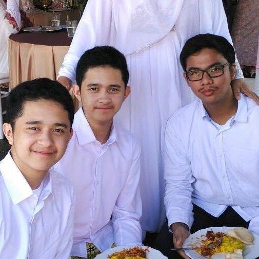 Masih ingat artis cilik Nakula Sadewa? Begini kabar mereka sekarang!