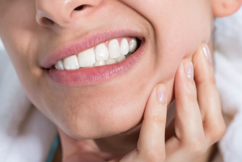5 Larangan setelah pencabutan gigi, biar nggak tambah sakit