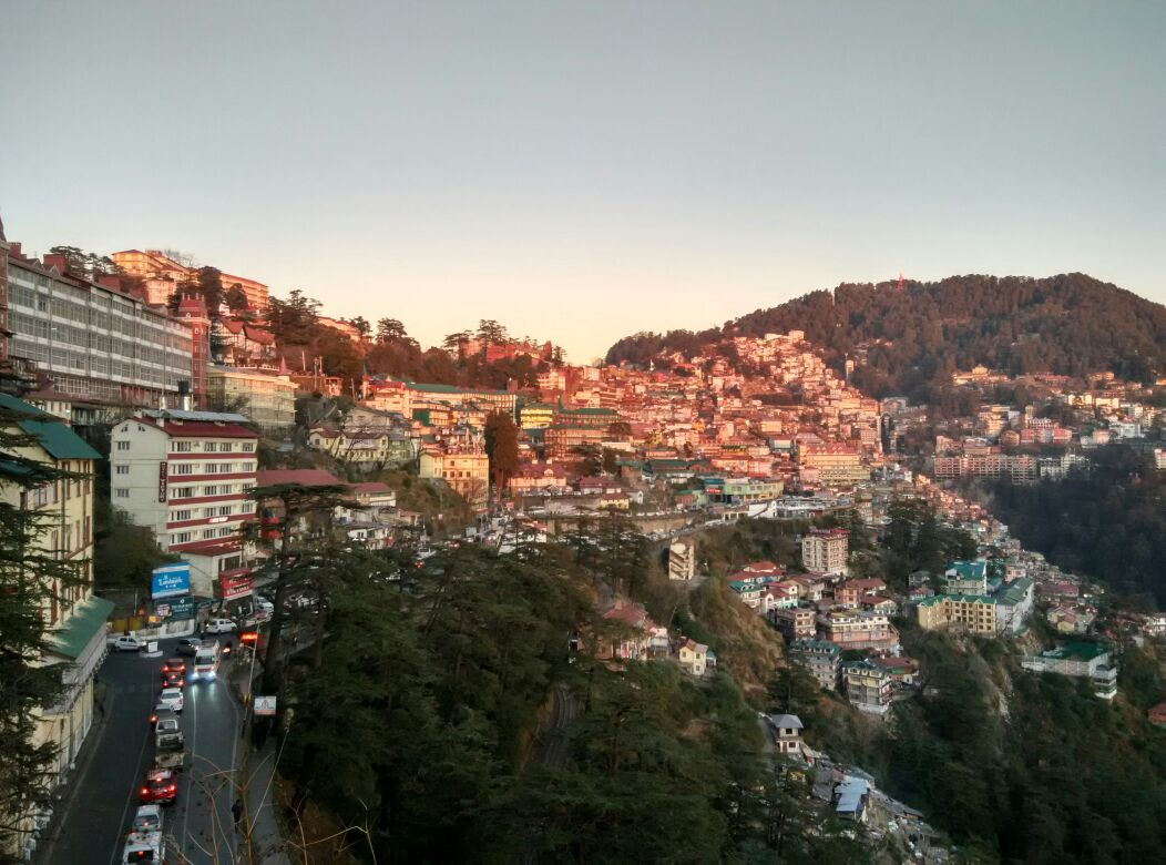 5 Alasan Mengapa Kamu Harus Mengunjungi Shimla Di India Utara