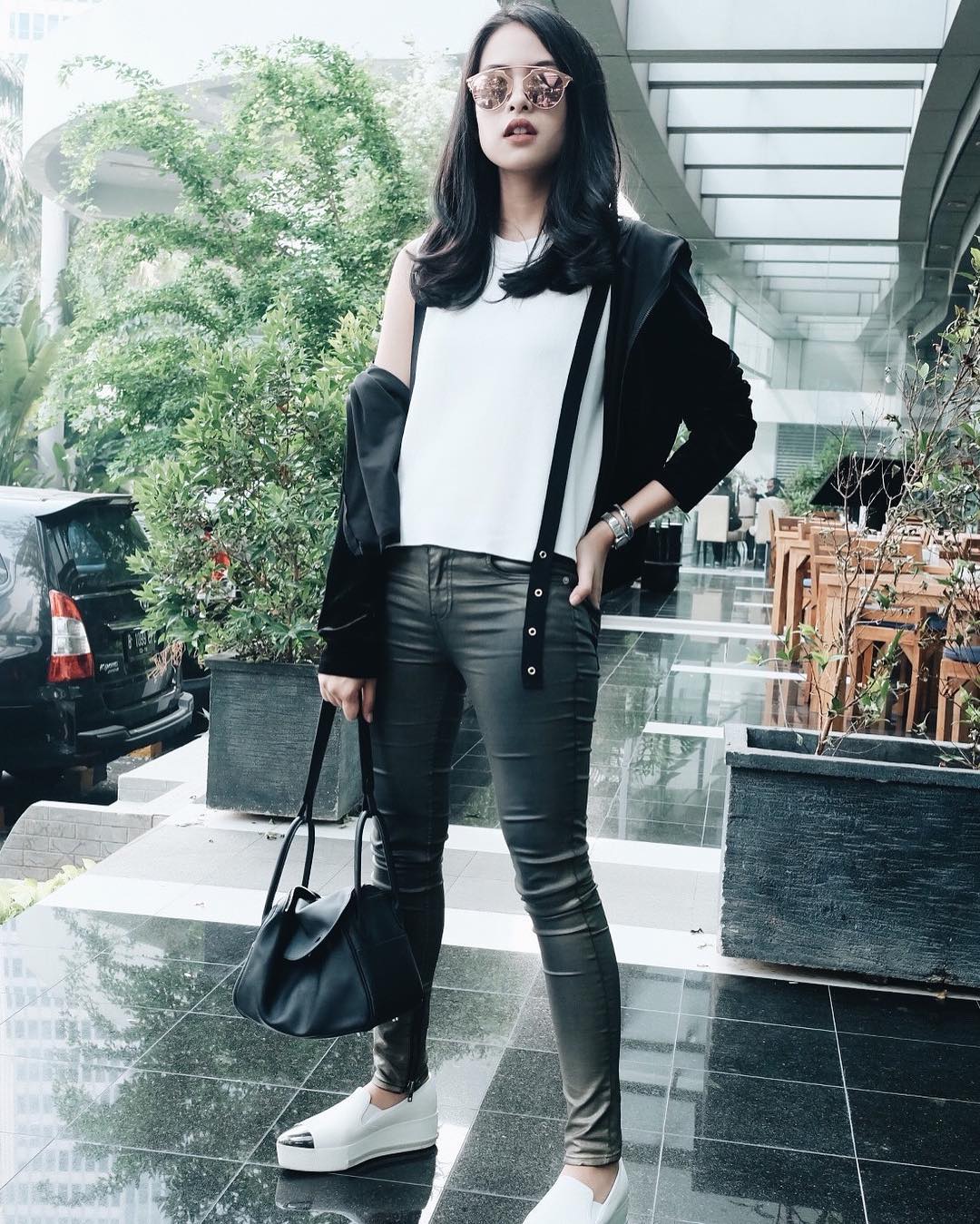 https://www.instagram.com/maudyayunda/?hl=en