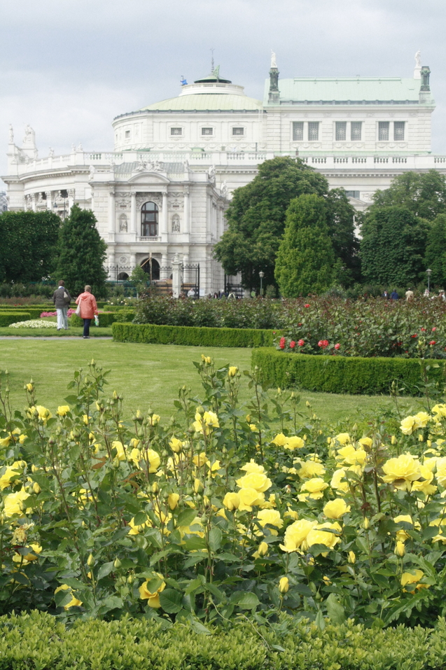 Mengunjungi 7 objek wisata di Wina, Austria dalam sehari, bisa banget!