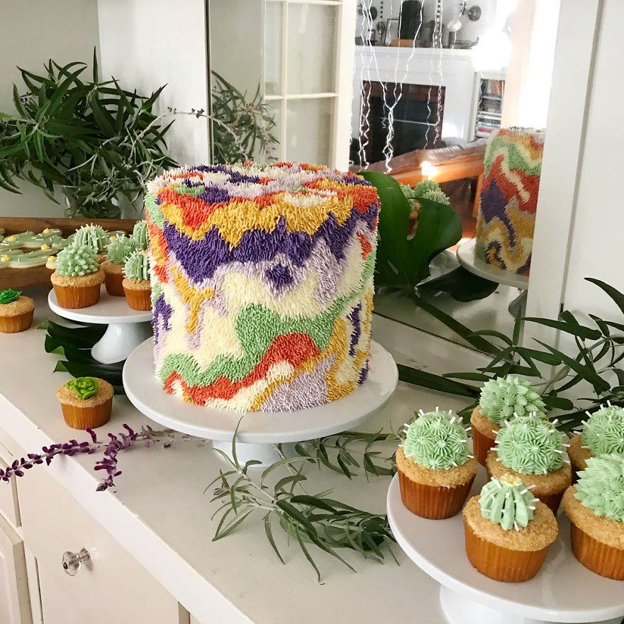 12 Kue colorful ini terlihat seperti karpet bulu, sayang buat dimakan