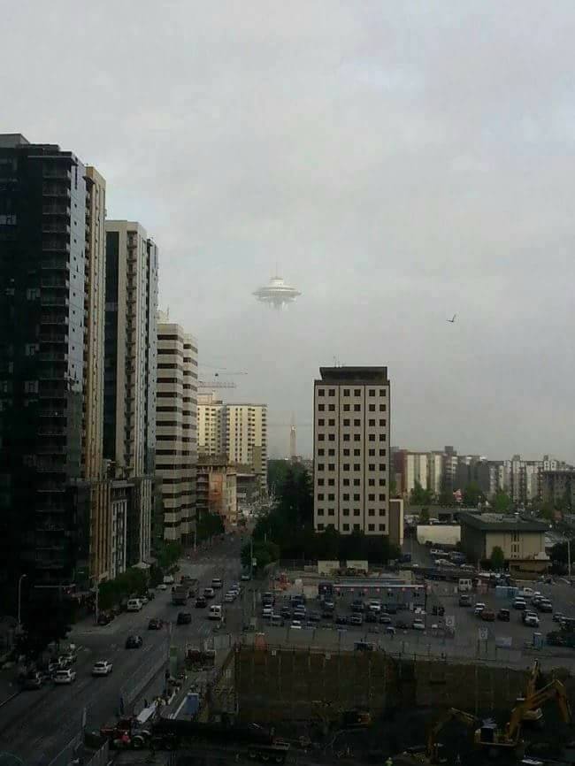 Pesawat alien